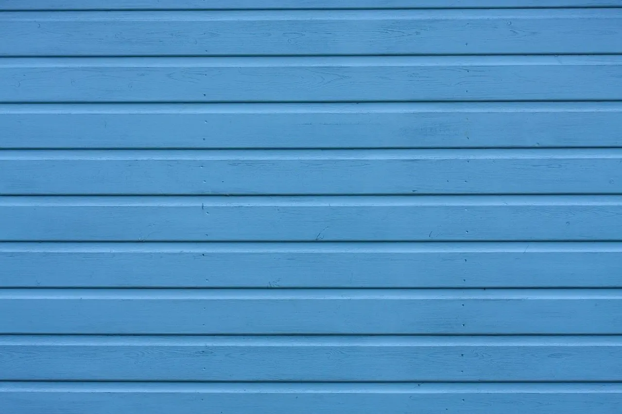 Lav din egen lamelvæg af trælister og lægter